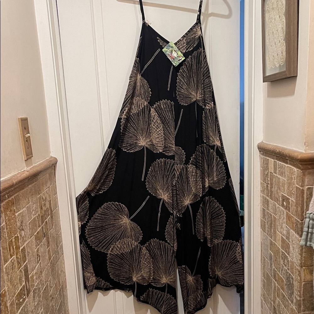 Black and Tan Leaf Print Dress